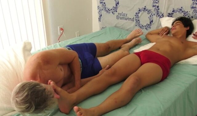 ManPuppy.com: Jaden tickle