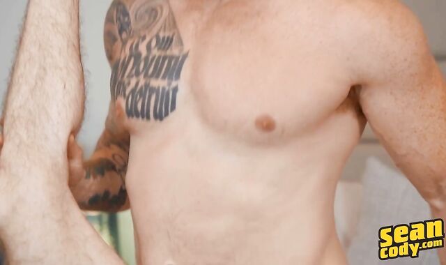 Sean Cody - Gasping next to muscle american blond hair Eddie