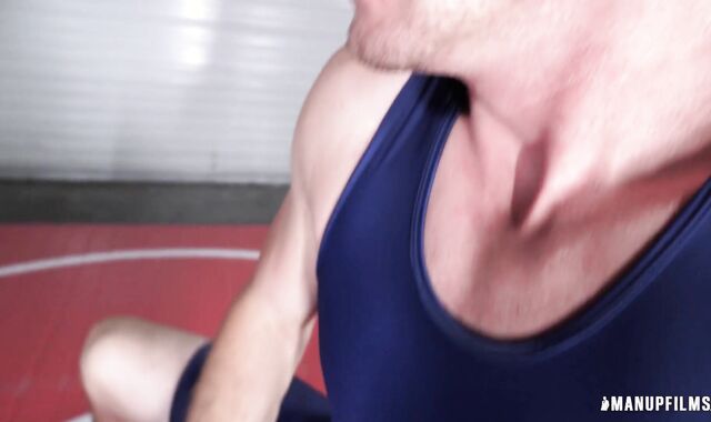 ManUpFilms: Homo Pierce Paris alongside Johnny B punching balls