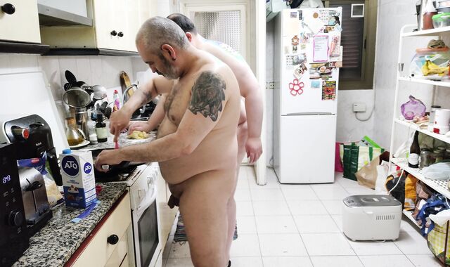 Cooking Some Home Made, recent Pasta jointly