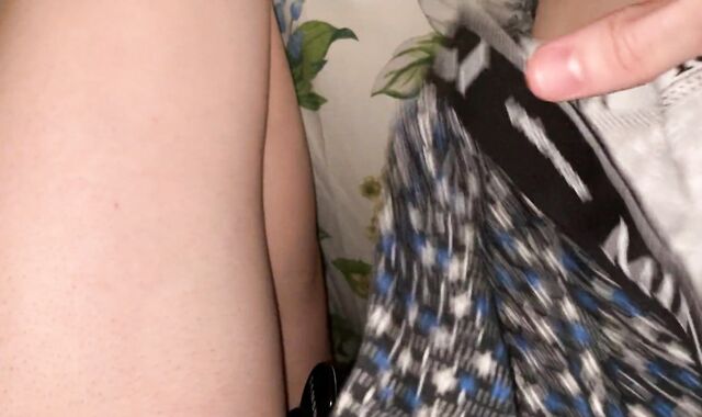 The Vacuum Cleaner continues To deep-gullet A Femboy meatpipe while No One Is Home