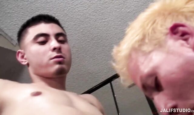 JalifStudio - Lad dude Ricky Diaz wishes pummeling