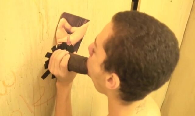 GloryholeAndHandjobs: Phillip nutted in the morning