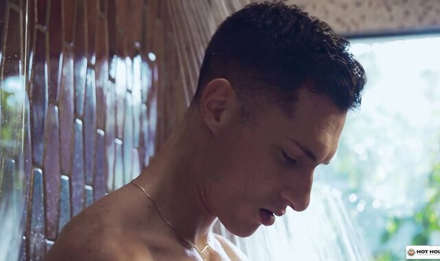 HotHouse.com: Tristan Hunter ravaged by Isaiah Taye