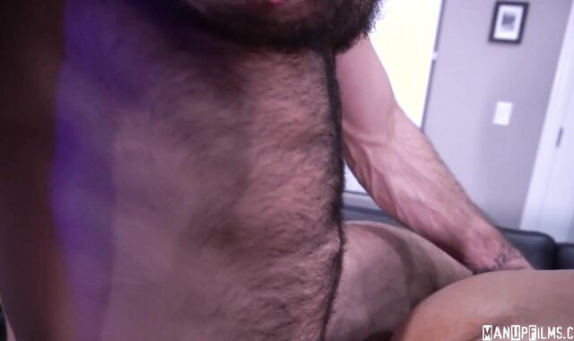 ManUpFilms - Ricky Larkin and Homie deep deep throating spear