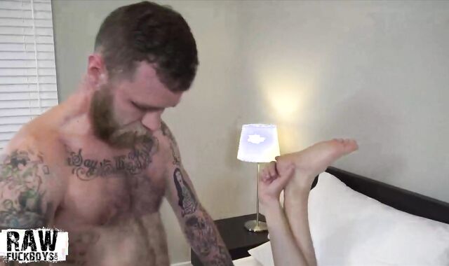 RawFuckBoys: Poke-A-Thon with desperate Drake Matthews & Lee Buttons