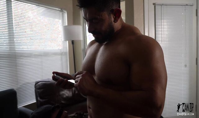 ManUpFilms: Homosexual agrees to fuckin'