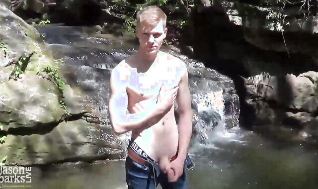 JockBreeders - Ty Thomas clothed in cut-offs and Thomas breeding