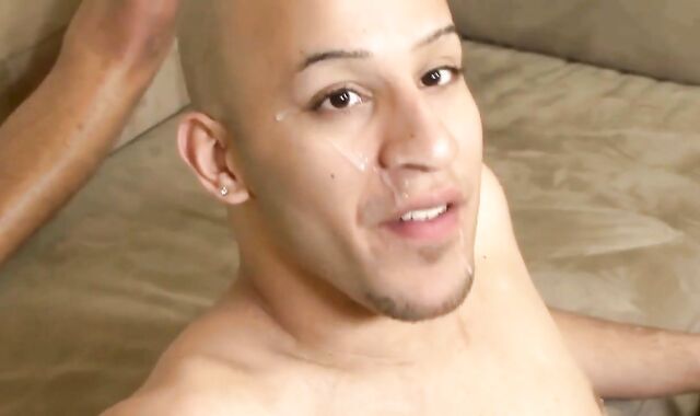 EdwardJames: Jeremy Rojas loves group bang-out