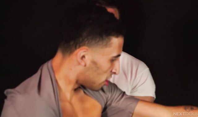 Next Door Homemade: Homemade lovemaking with Matt Heron Damien White