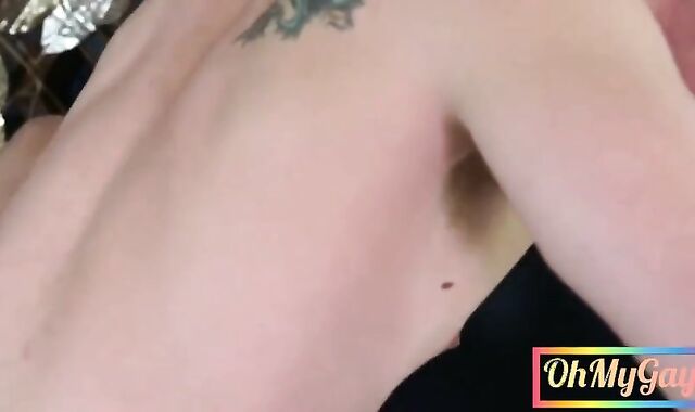 Munch My bootie-fuckhole Like A Cupcake