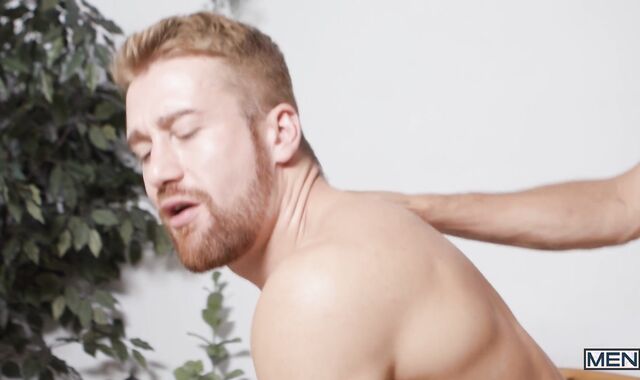 DrillMyHole.com - Couple Theo Brady loves arm-job