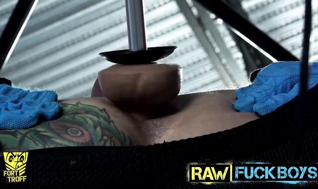 RawFuckBoys: Boinking in tandem with ginormous bi-atch Jordan Starr