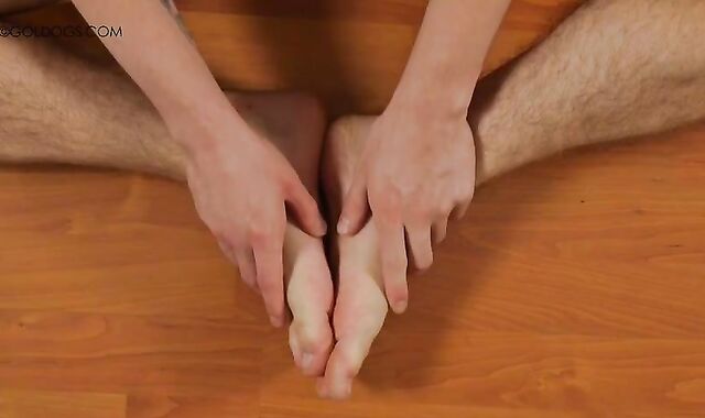 sloppy Blond teenie milking off Solo And Feet