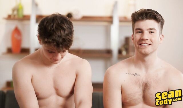 Sean Cody - Queer Oliver receives smashing