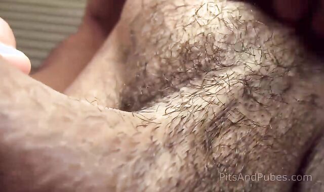 PitsAndPubes - Solo latino Gabe sniffing