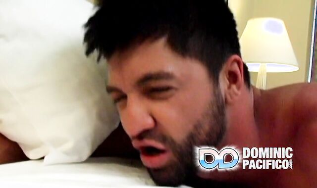 FetishMen: Dominic Pacifico in cut-offs gets arse to hatch
