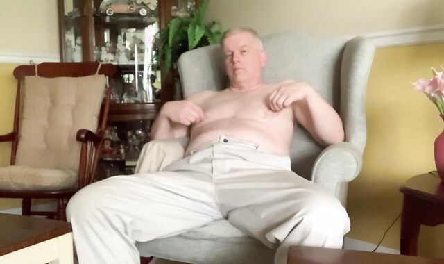 66 Yr older Bday dude Jacking