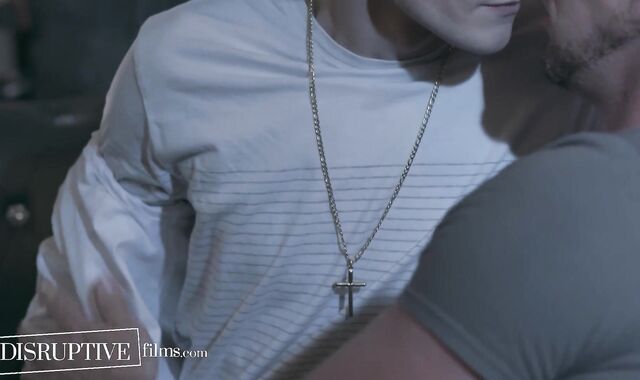 Christian teenage Takes Highly Very First 10-Pounder In Vegas - DisruptiveFilms