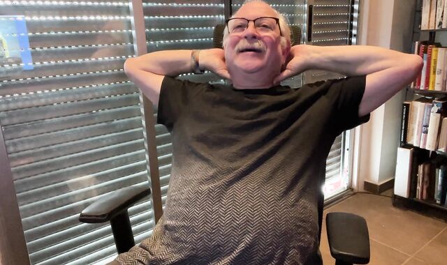 I Shave My Facial Cumshot Hair And Made A clip After two Months Off And horny discharged. 14'32" Of Fame