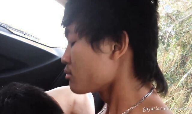 GayAsianNetwork - Salim Jeidee group hook-up