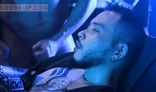 GDude-JP - In mask finds irresistible intercourse