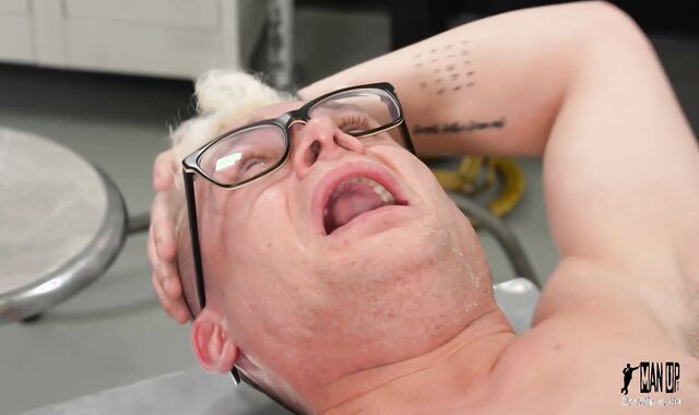 ManUpFilms: Stiff Torn fag Pierce Paris needs firm slamming