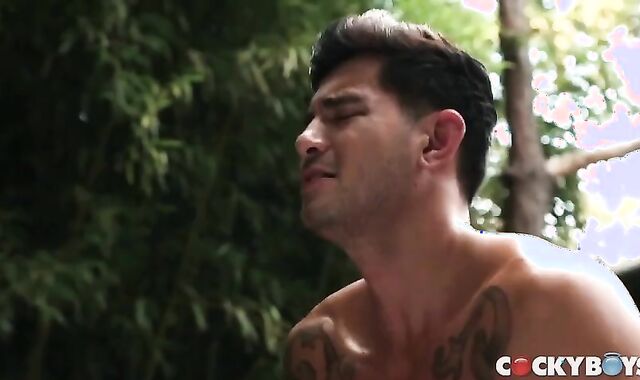 Jimmy Durano bonks Ricky Roman HD