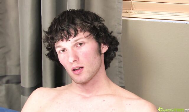 ChaosMen.com - Youthfull twink digs filthy fuckin'