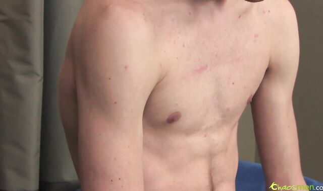 ChaosMen.com - Youthfull twink digs filthy fuckin'