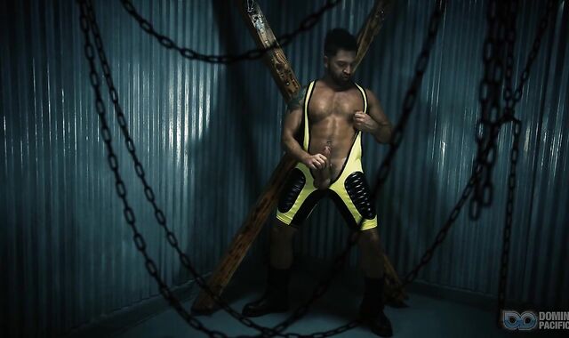 FetishMen: Dominic Pacifico giving head for Dominic phat nads