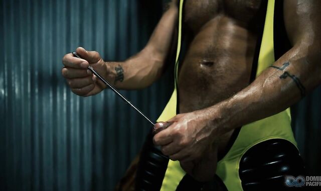 FetishMen: Dominic Pacifico giving head for Dominic phat nads