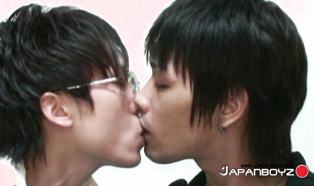 GayAsianNetwork: J Park drool