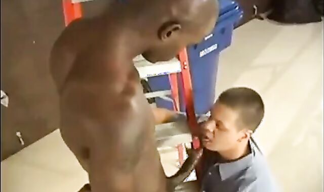 A ebony teenie With A meaty ten-Pounder Buggers His ally