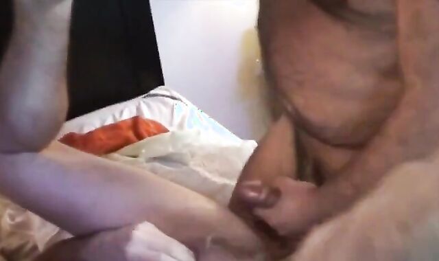 obese gang-bang pile-hump Wolf Daddies