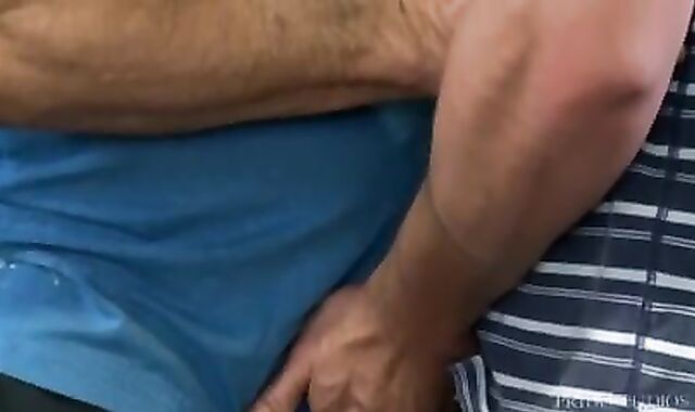 MenOver30 Dad acquires rump pulverized At The Gym