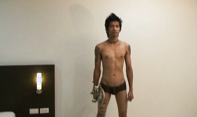 GayAsianNetwork - Cock-Squeezing skater need real screw-out