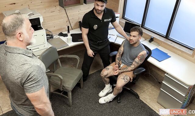 YoungPerps.com: Rick Kelson deep gullets dick and pokes