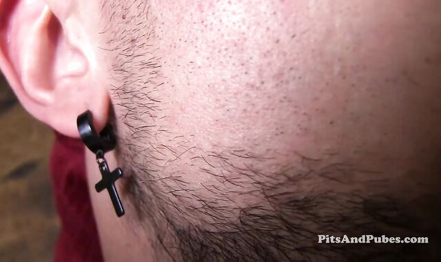 PitsAndPubes - Uncut smash-stick Leo Alexander nuzzling