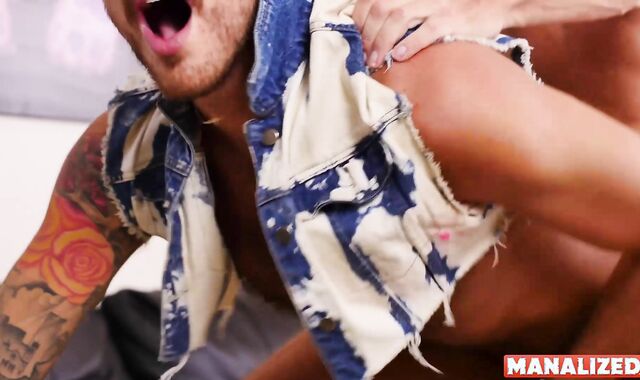 Manalized: Mega-Bitch Dallas Steele breeding vignette in HD