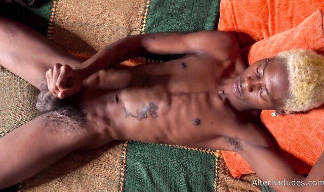 AlternaDudes - Unshaved Billie Blaze wanks off