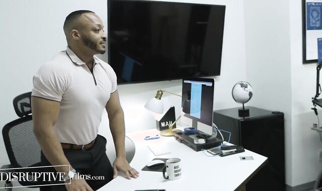 Spouse Almost Caught Cheating On Pregnant Wife - DisruptiveFilms