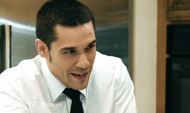 Undercover Cop Catches Criminal By Hooking Up With Him - Roman Todd, Nico Coopa - Disruptive