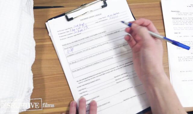 Expert Romp Industry Starlet Teaches Twink First-Ever-Timer How It's Done - Alpha Wolfe, Grant Ducati