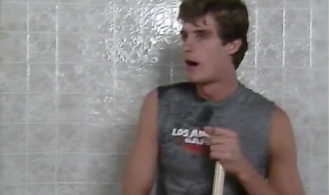 Bad school-elderly age teenagers Club