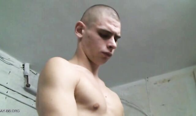 Crank Pissing Pigs @ Work