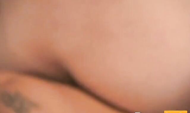 CRAVING XXL stiff-ons - Scene 4