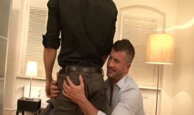 enormous pink cigar fag rump slot nail With clitoris cream fountain