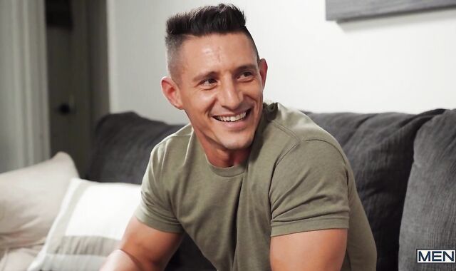 Str8togay.com: Brazilian Jesse Avalon needs rock rock-hard sticking