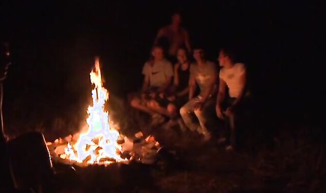 wet Outdoor Urinating, rump slurping & tearing up